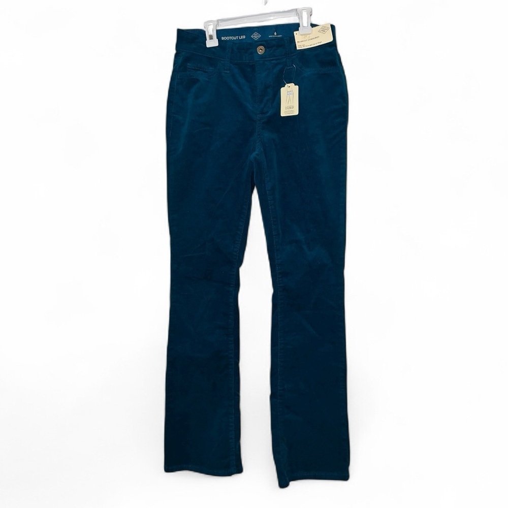 ST JOHN’s BAY BOOTCUT CORDUROY
mid-rise easy fit Comfort Waist 6 NWT Rich Teal